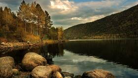 Как рассчитать расход воды в реке в Эль Дибот